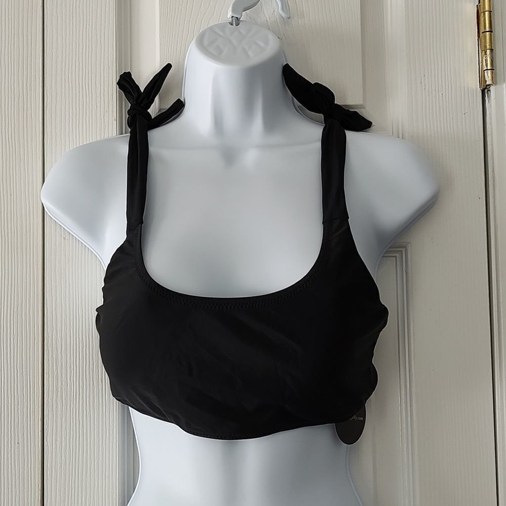 Blooming Jelly black bikini top  Sz S  NWT